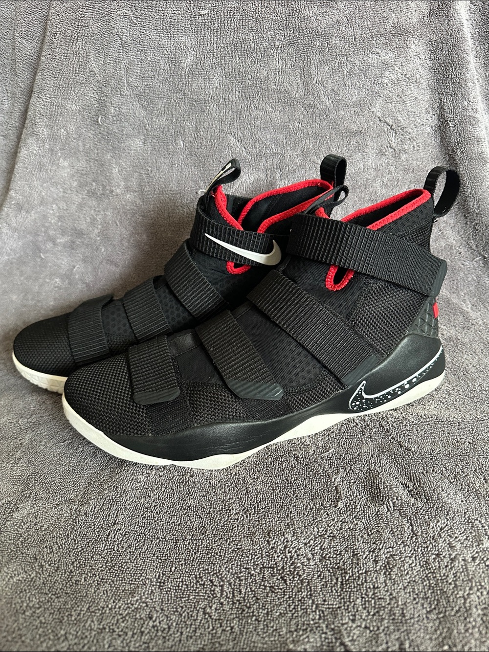 Nike, LeBron Soldier XI, Men’s 13